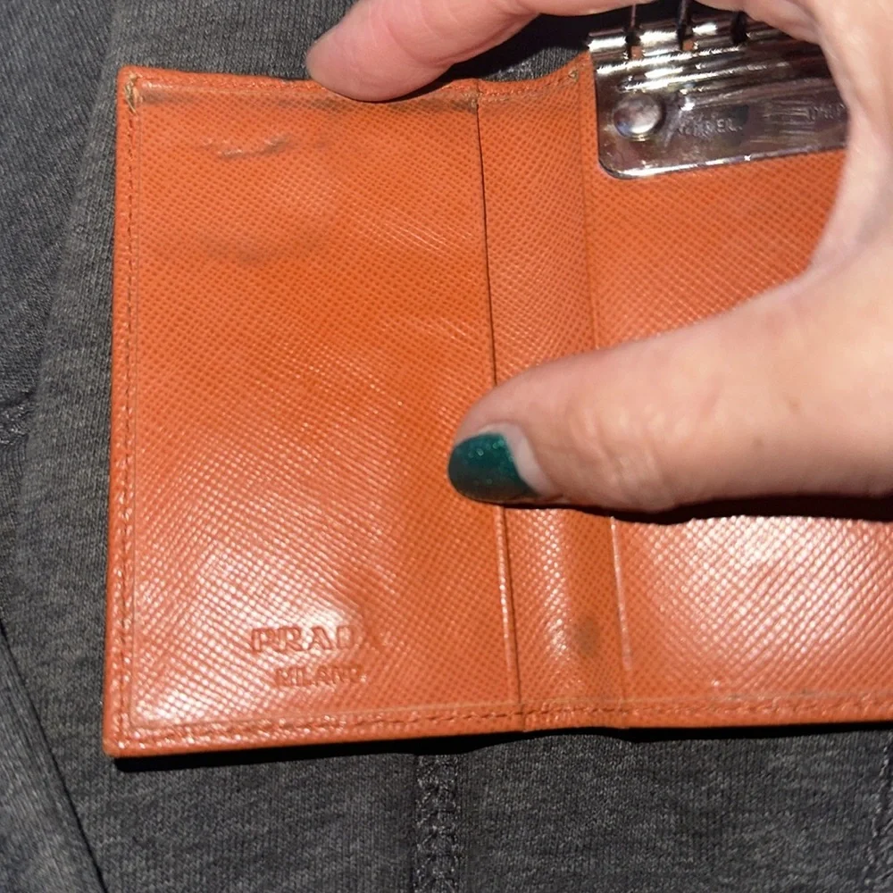 Prada Milano Orange 6 key Leather key holder silver hardware - Picture 13 of 14